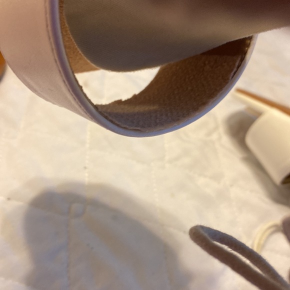 Women’s shoes - Picture 6 of 7